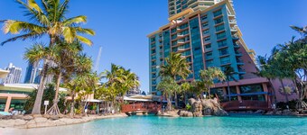 Club Wyndham Crown Towers