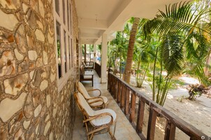 Classic Room With Sitout | 阳台