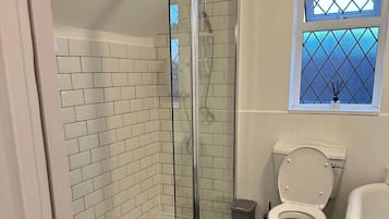 House | Bathroom | Separate tub and shower, deep soaking tub, towels