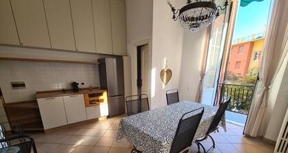 Santa in Caruggio- PortofinoVacanze