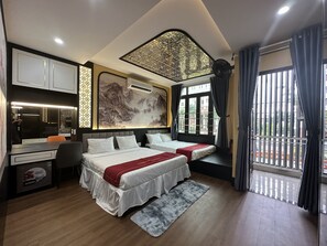 Deluxe Room | Desk, free WiFi, bed sheets - Thien Han Phat Hotel (Da Nang)