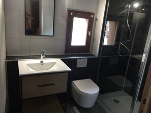 Douche, séchoir à cheveux