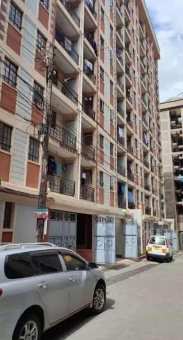 Exterior - Lux suites Meridian Court Apartments (Nairobi)