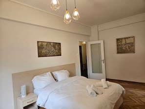 2 bedrooms