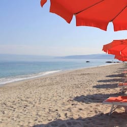 Private beach, white sand, sun-loungers, beach umbrellas