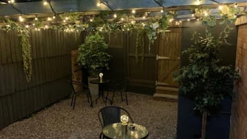 Double Room with Terrace | ํ
๋ผ์ค/ํํฐ์ค