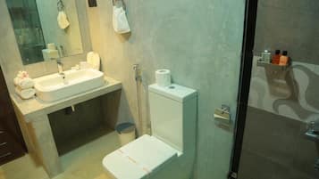 1 chambre, literie hypoallergénique, minibar, bureau