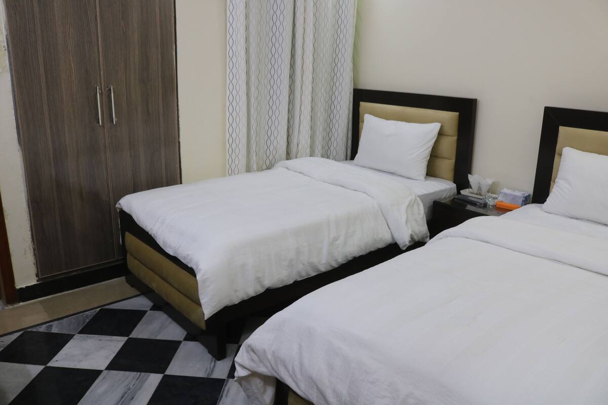 Double or Twin Room | 1 bedroom, soundproofing, free WiFi
