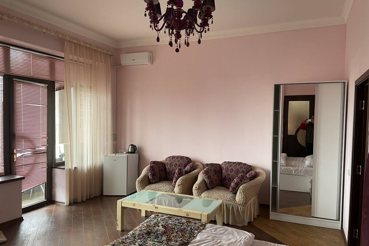 Deluxe Double Room | Hypo-allergenic bedding, desk, laptop workspace, free WiFi