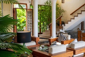 Interior entrance - Sānti Beach House (Weligama)