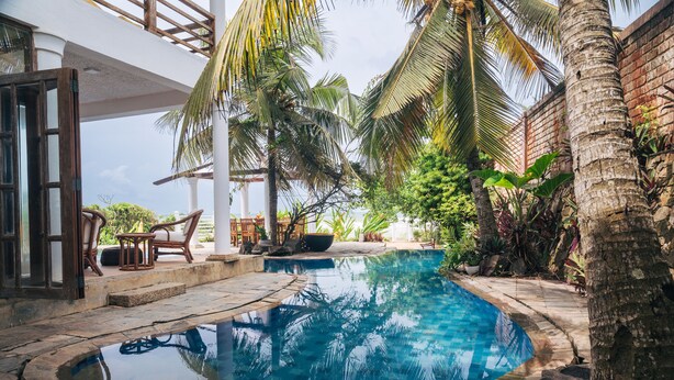Outdoor pool - Sānti Beach House  (Weligama)