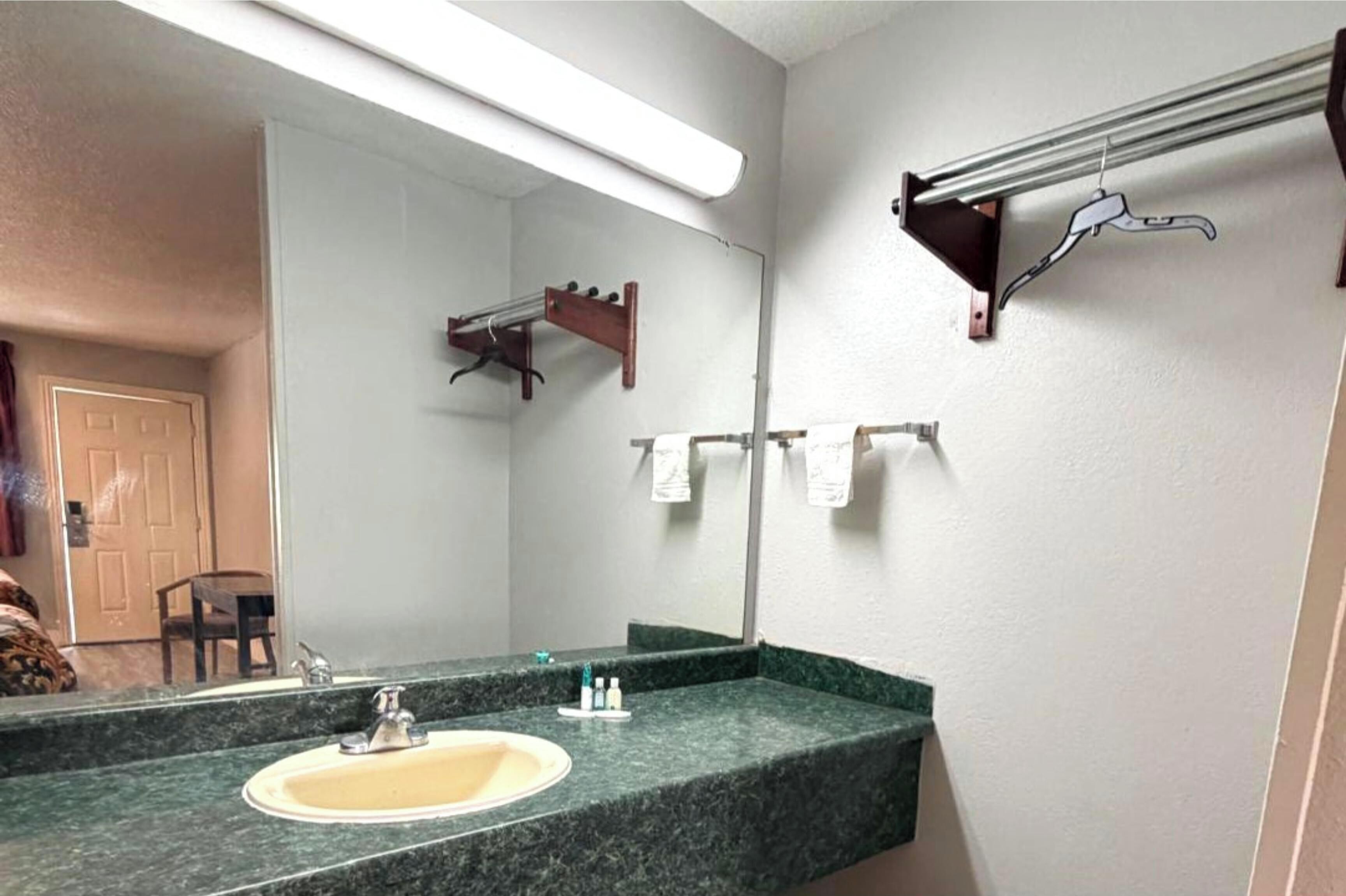 Free toiletries, towels