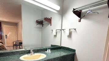 Free toiletries, towels