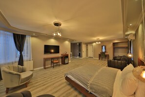 ห้องบิสซิเนส | 1 ห้องนอน, ตู้นิรภัยในห้องพัก, ห้องเก็บเสียง, Wi-Fi ฟรี