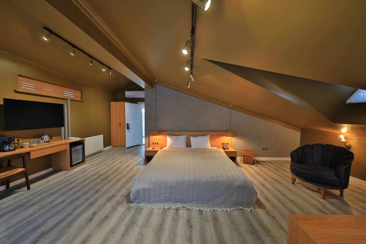 Business Room