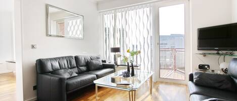 Fernseher, Stereoanlage