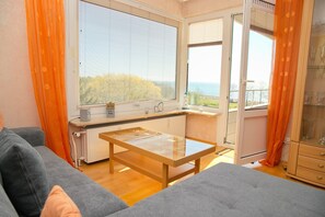 Fernseher, Stereoanlage