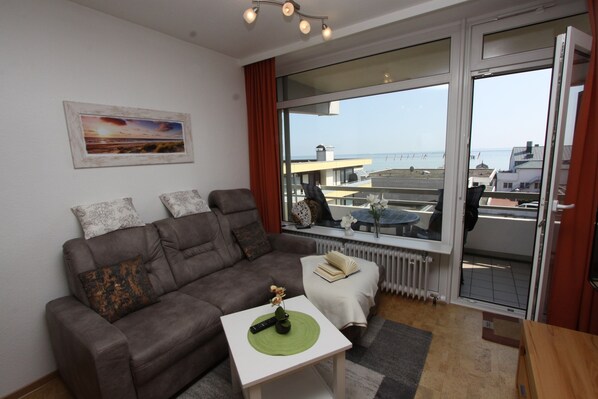 Fernseher, Stereoanlage