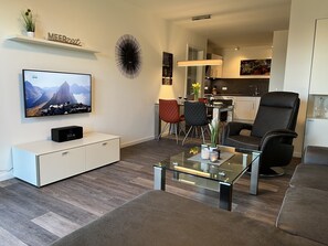 TV, books, stereo