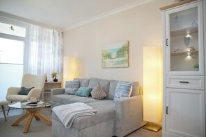 TV, DVD player, books, music library - Villa am Meer App. 65 Inkl. Wlan (Grömitz)