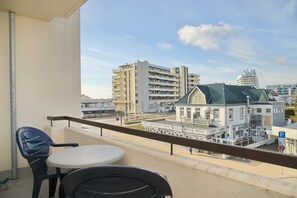 Outdoor dining - Villa am Meer App. 65 Inkl. Wlan (Grömitz)