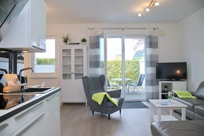 Tv, dvd-spelare och en stereo