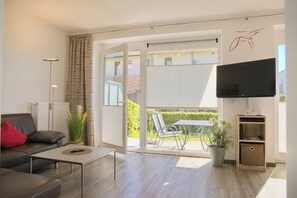 TV, DVD-spiller og stereoanlegg