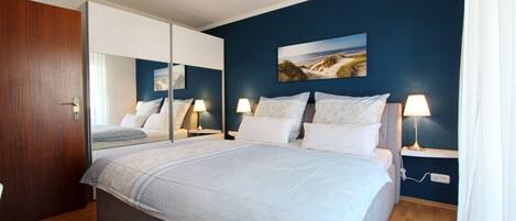 1 bedroom, desk, free WiFi