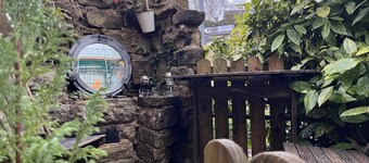 Spacious Quiet Apartment with Log Burner & Patio in the Centre ofHebden Bridge .