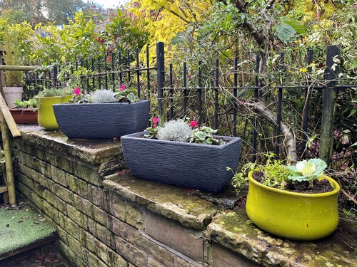 Spacious Quiet Apartment with Log Burner & Patio in the Centre ofHebden Bridge .