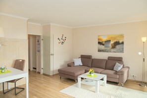 Télévision, chaîne hi-fi