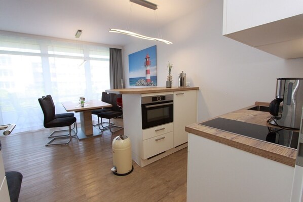 Fridge, microwave, oven, stovetop - Haus Baltic App. 59 Inkl. Wlan (Grömitz)