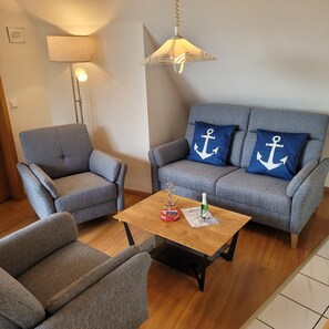 TV, stereo - Haus Seerose App. 8 Inkl. Wlan (Grömitz)