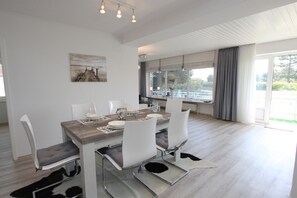 Dining - Stettiner Str. 55 Inkl. Wlan (Grömitz)