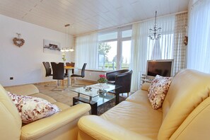 TV, stereo - Villa am Meer App. 18 (Grömitz)