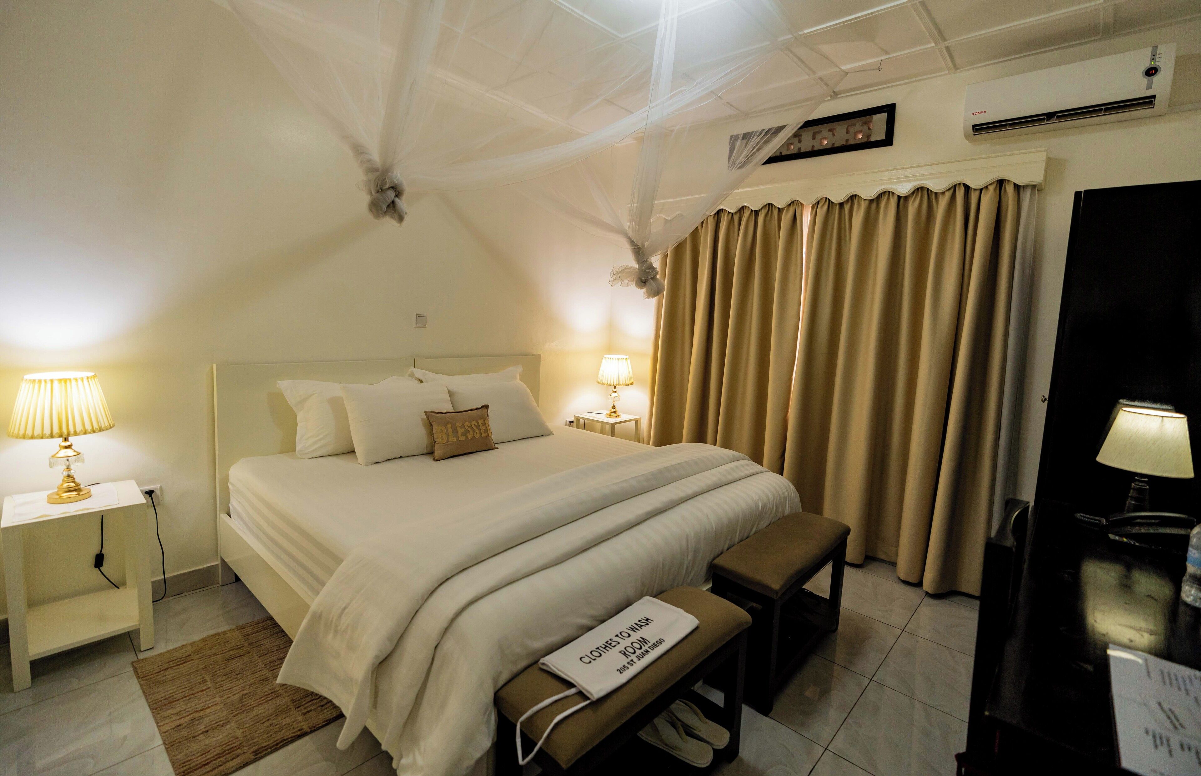 Standard Double Room, 1 Queen Bed, Garden View | Iron/ironing board, free WiFi