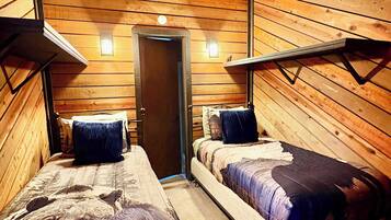 4 chambres, accĂšs Internet, draps fournis