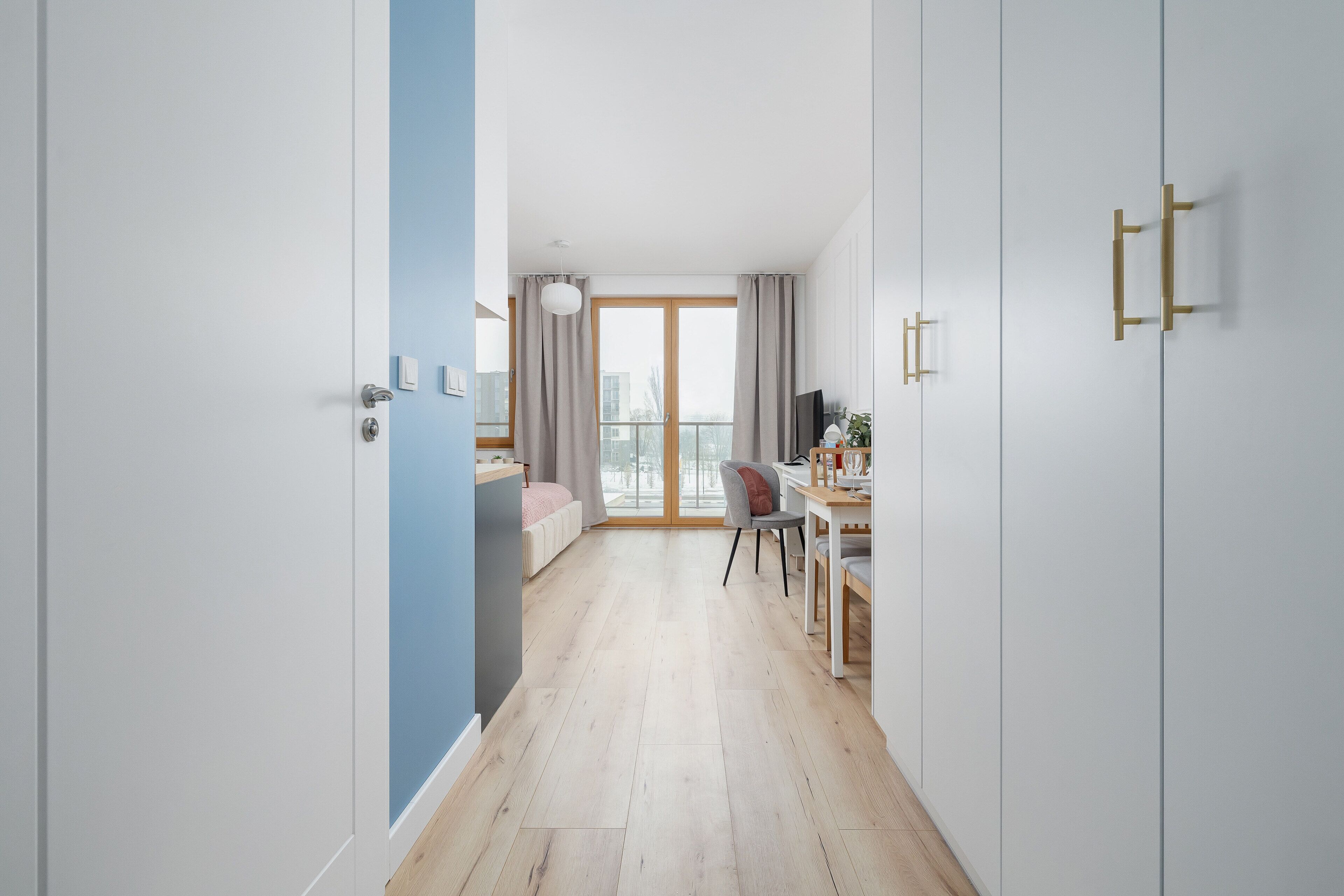 Studio, Balcony | Living room