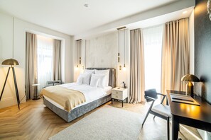 Sábanas de algodón egipcio, ropa de cama de alta calidad y minibar 