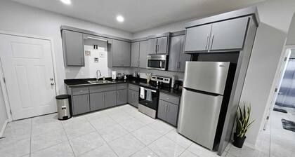 Beautiful apartment 9 min to Mercedes outlets