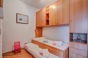 Family Apartment, Multiple Bedrooms (Snow White) | 1 bedroom, bed sheets - Snow White (Bardonecchia)