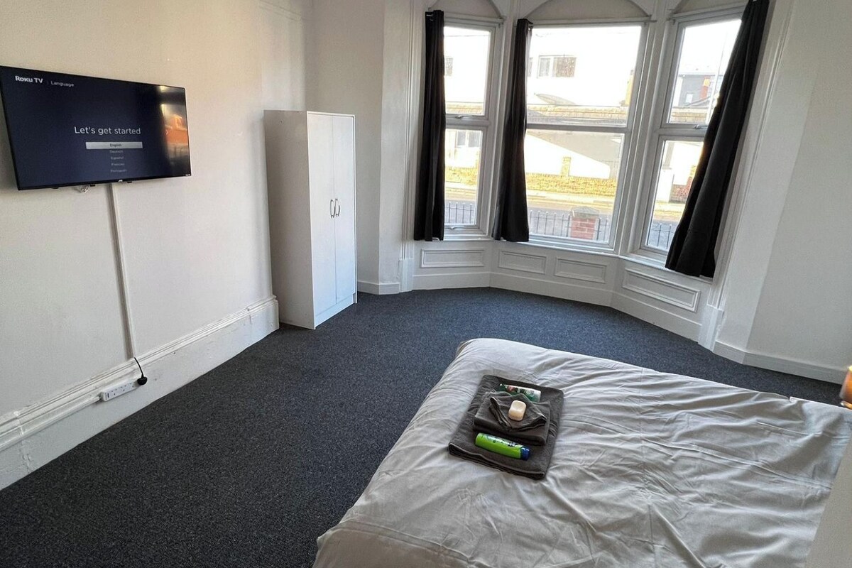 Standard Single Room - Shared