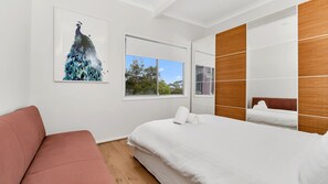 3 habitaciones, tabla de planchar con plancha y wifi gratis