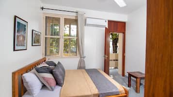 2 slaapkamers, een strijkplank/strijkijzer, wifi, beddengoed