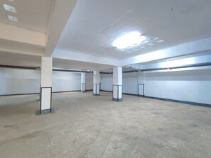 Aparcamiento sin asistencia gratuito