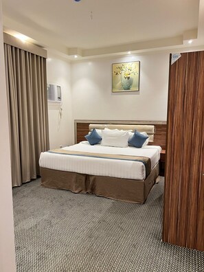 2 chambres, coffres-forts dans les chambres, chambres insonorisées
