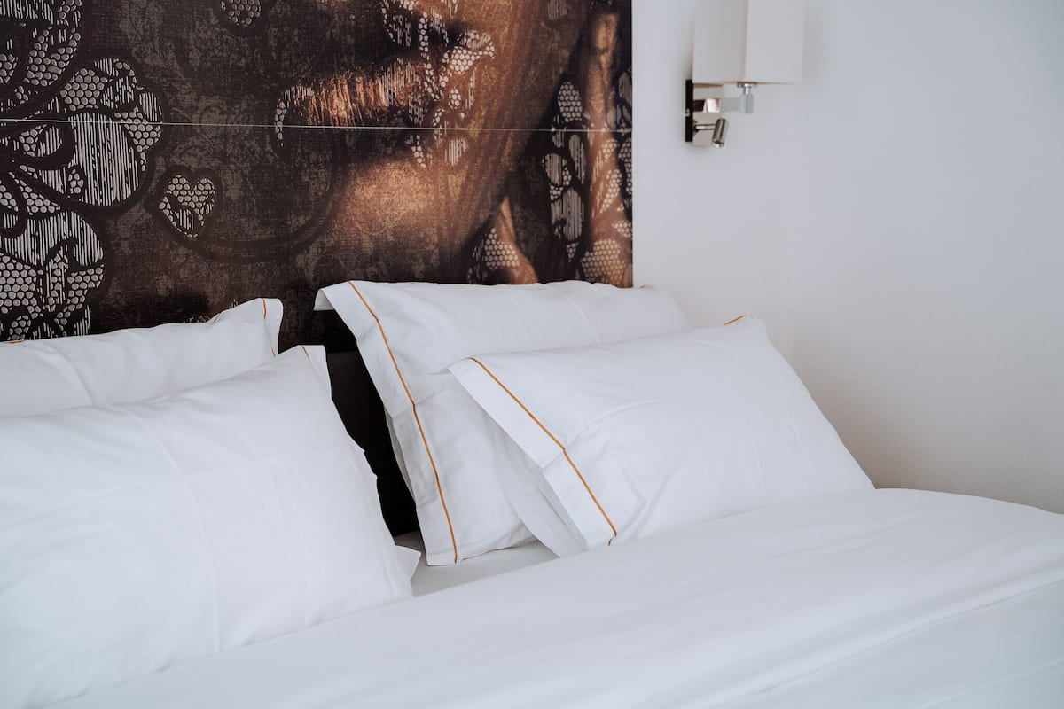 Design Double Room | Desk, laptop workspace, soundproofing, iron/ironing board (on request)