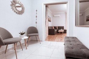 Leilighet | 2 soverom og skrivebord