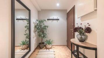 1 habitación y escritorio