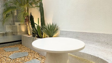 Kin Inspired 2 with Garden View | Garden view